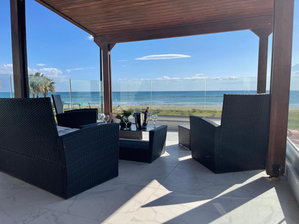 לרנקה Beachfront Villa - Dasaki מראה חיצוני תמונה